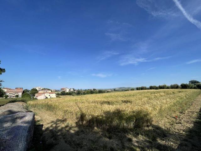 Terreno in vendita a Mosciano Sant'Angelo TE