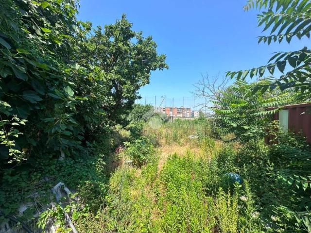 Terreno in vendita a Napoli NA