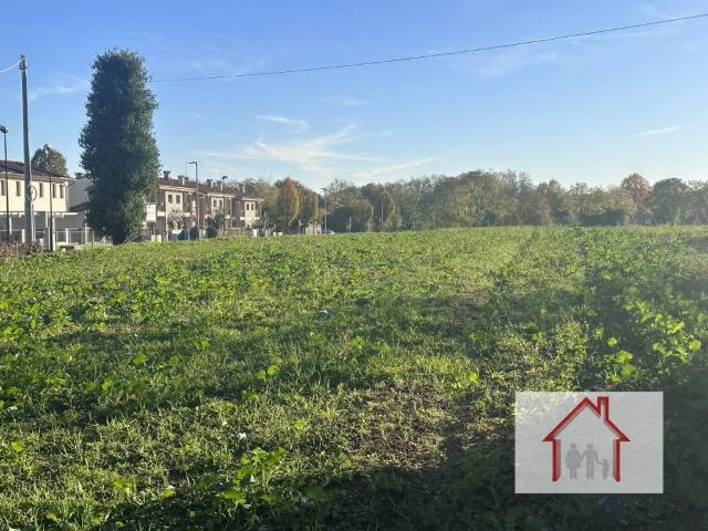 Terreno in vendita a Nervesa della Battaglia TV