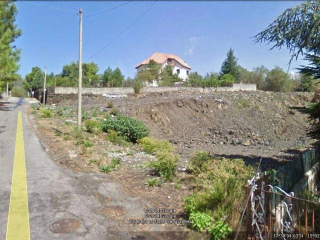 Terreno in vendita a Nicolosi CT