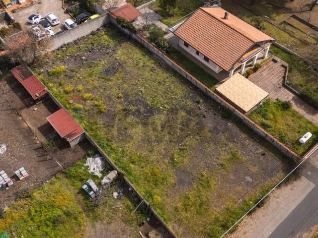 Terreno in vendita a Nicolosi CT