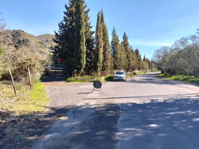 Terreno in vendita a Nicolosi CT