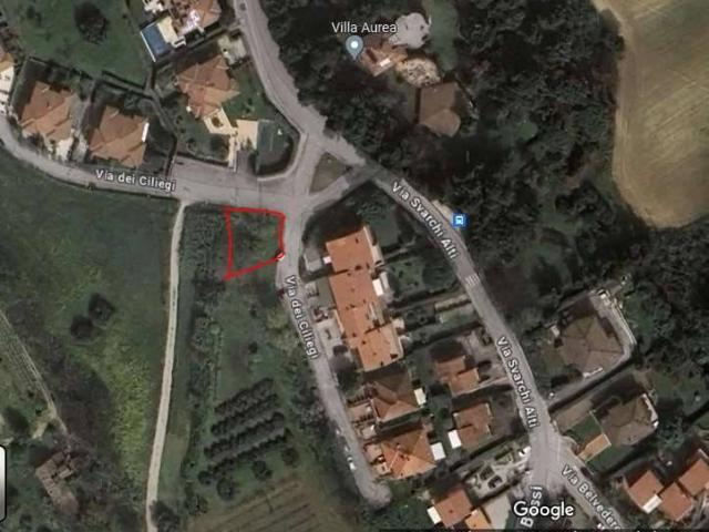 Terreno in vendita a Numana AN