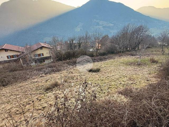 Terreno in vendita a Ossimo BS