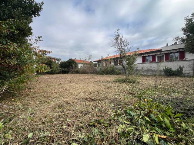 Terreno in vendita a Ossona MI