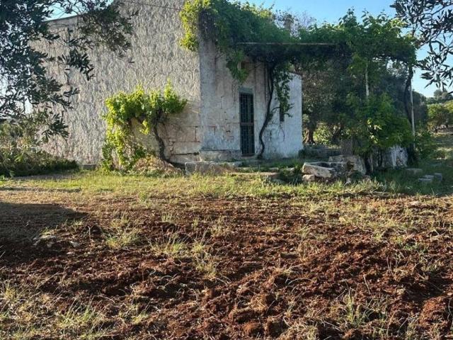 Terreno in vendita a Ostuni BR