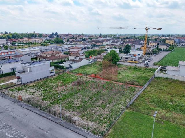 Terreno in vendita a Orzinuovi BS