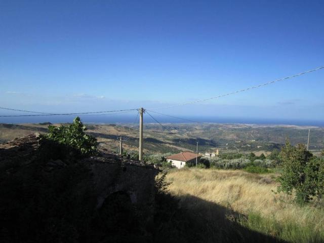 Terreno in vendita a Paludi CS