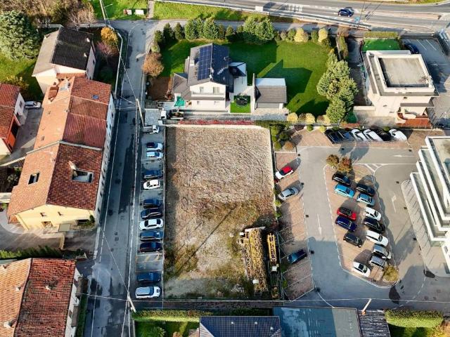 Terreno in vendita a Palazzolo sull'Oglio BS