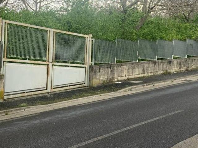 Terreno in vendita a Palma Campania NA