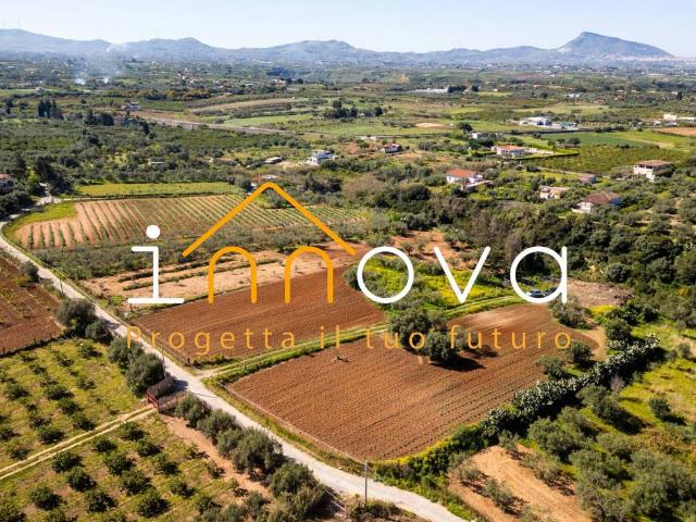 Terreno in vendita a Partinico PA