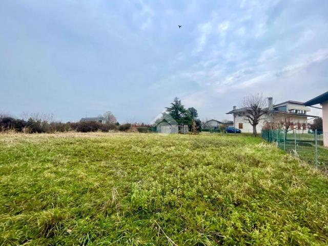Terreno in vendita a Pasian di Prato UD