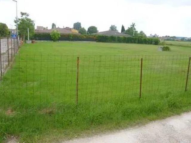 Terreno in vendita a Pavia di Udine UD