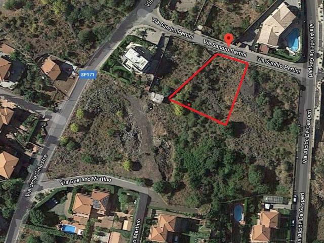Terreno in vendita a Pedara CT