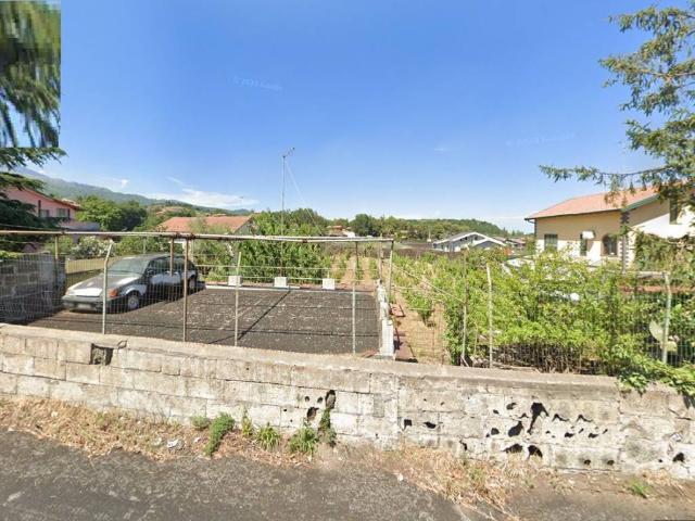 Terreno in vendita a Pedara CT