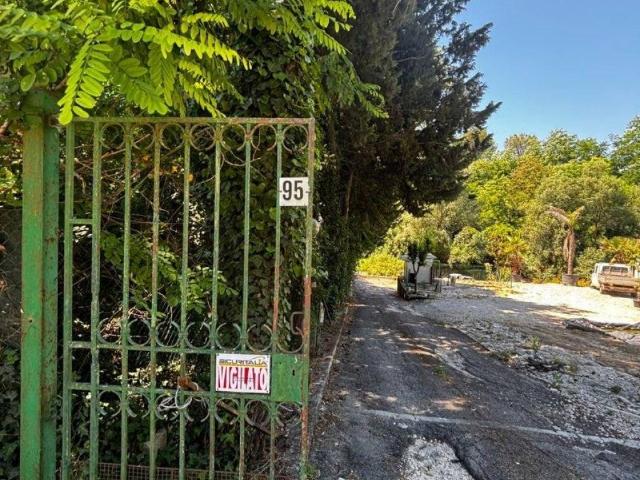 Terreno in vendita a Pescara PE