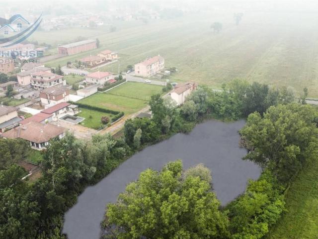 Terreno in vendita a Pinarolo Po PV
