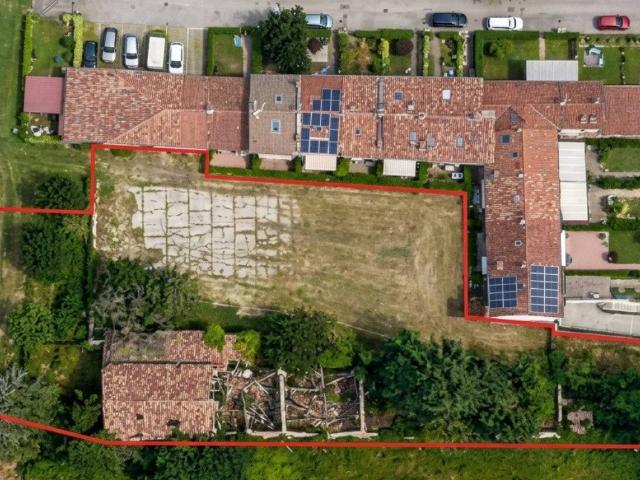 Terreno in vendita a Pioltello MI