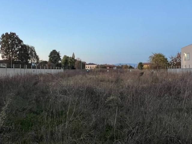 Terreno in vendita a Piombino Dese PD