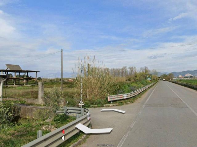 Terreno in vendita a Pontecagnano Faiano SA