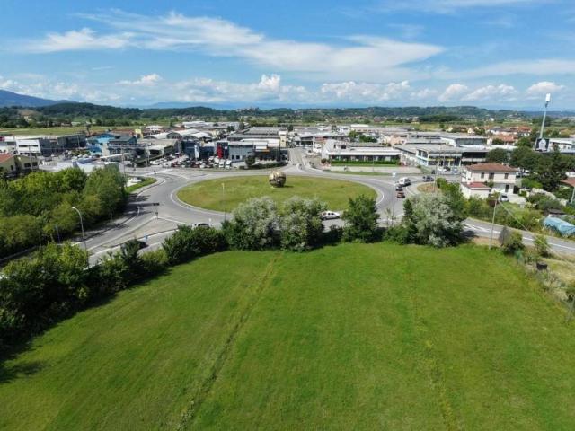 Terreno in vendita a Pontedera PI