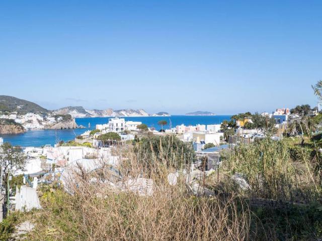 Terreno in vendita a Ponza LT