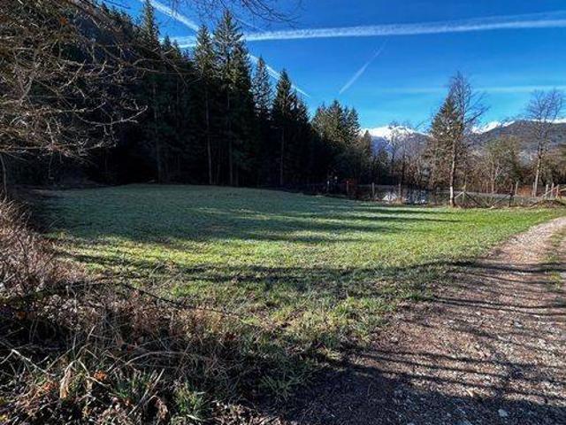Terreno in vendita a Predaia TN