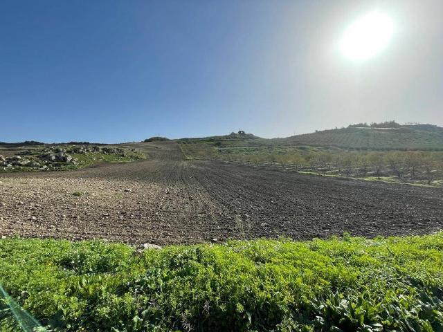 Terreno in vendita a Ravanusa AG