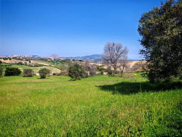 Terreno in vendita a Recanati MC