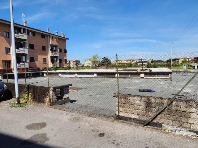Terreno in vendita a Roma RM
