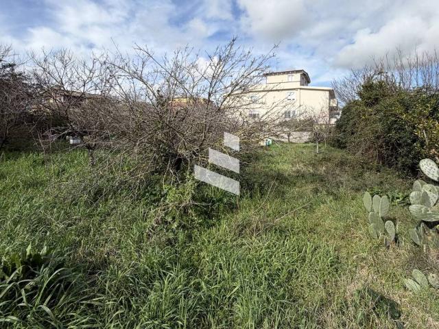 Terreno in vendita a Roma RM