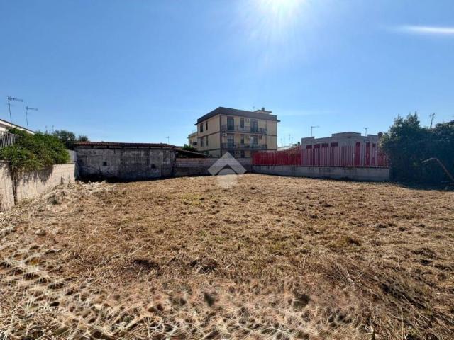 Terreno in vendita a Roma RM