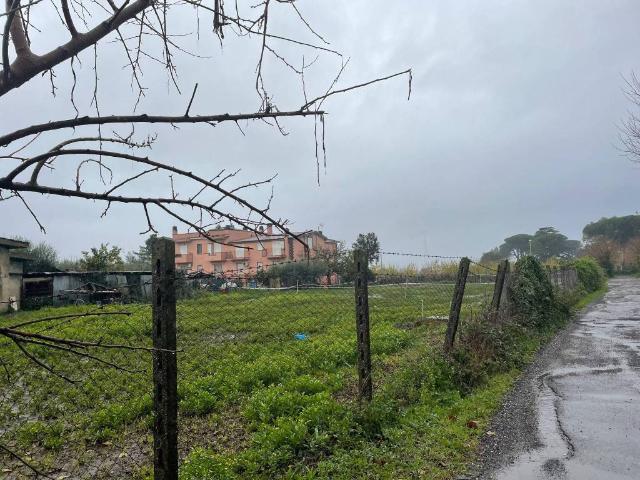 Terreno in vendita a Roma RM
