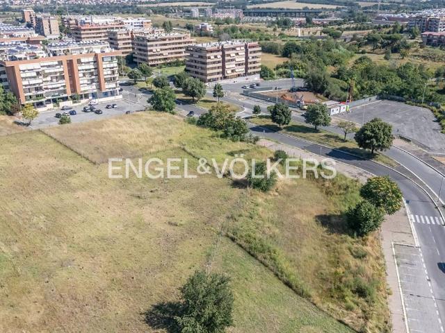Terreno in vendita a Roma RM