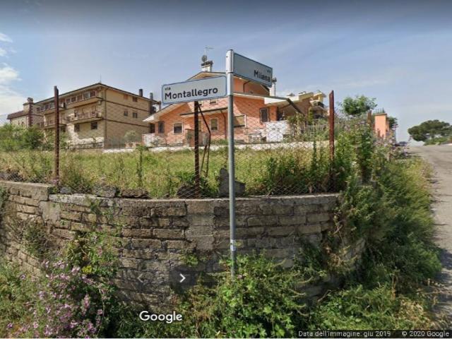 Terreno in vendita a Roma RM