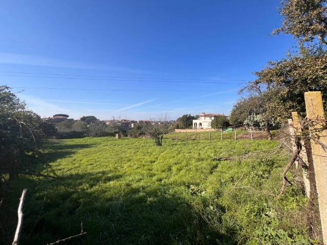 Terreno in vendita a Roma RM