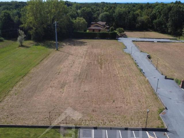 Terreno in vendita a Roasio VC
