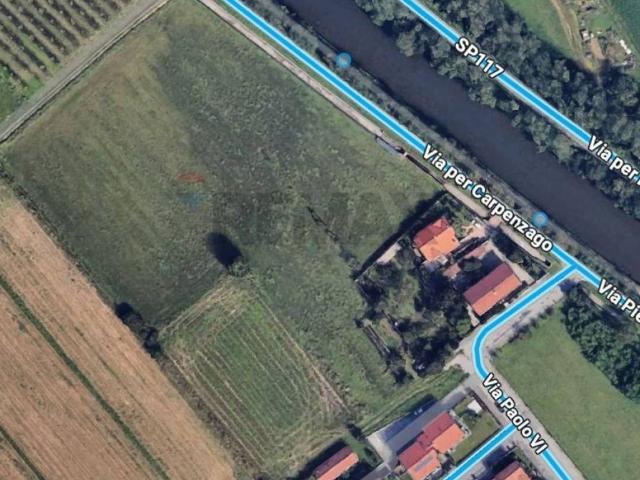 Terreno in vendita a Robecco sul Naviglio MI