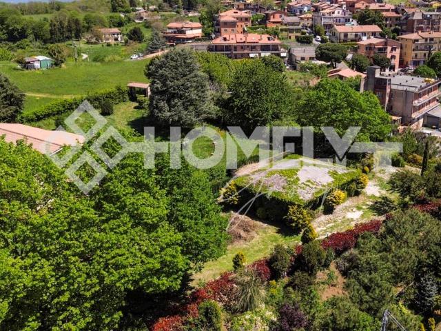 Terreno in vendita a Rocca Priora RM