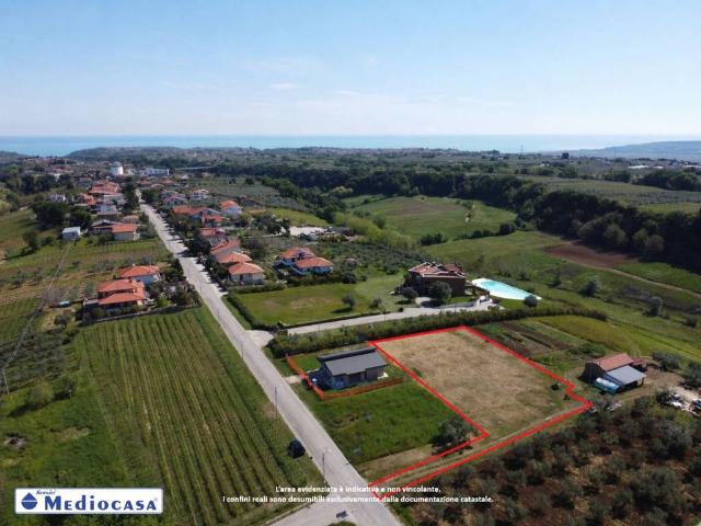 Terreno in vendita a Rocca San Giovanni CH