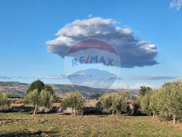 Terreno in vendita a Rosolini