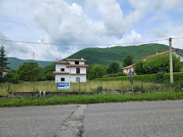 Terreno in vendita a Scoppito AQ