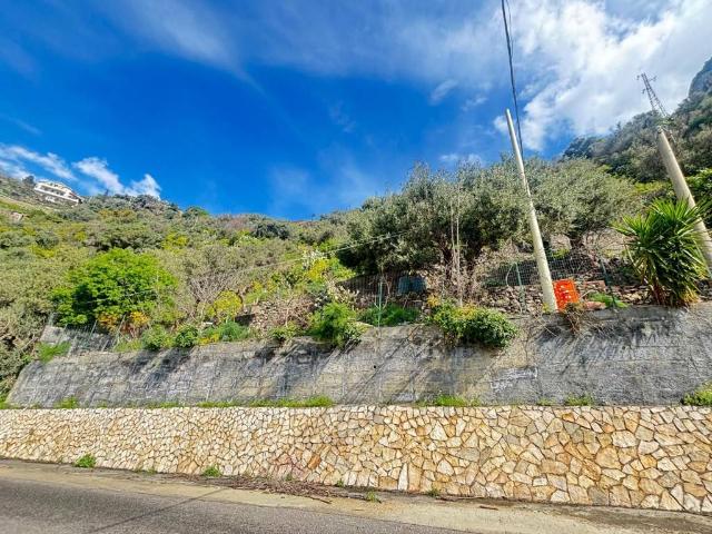 Terreno in vendita a Scaletta Zanclea ME