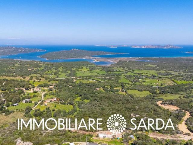 Terreno in vendita a Santa Teresa Gallura SS