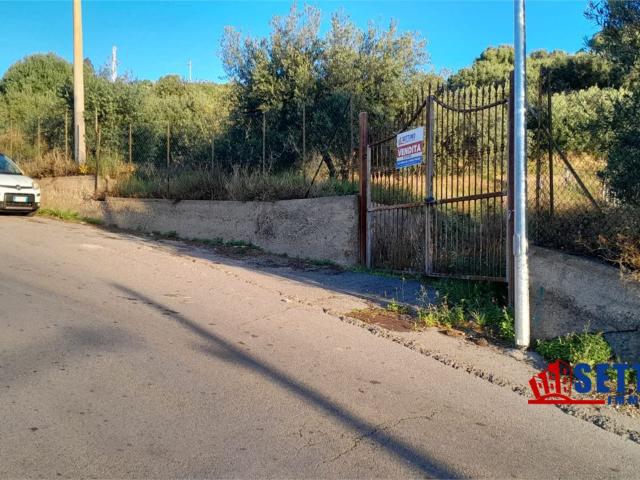 Terreno in vendita a Santa Teresa di Riva