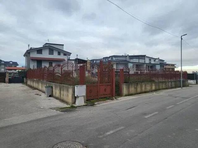 Terreno in vendita a Santa Maria Capua Vetere CE