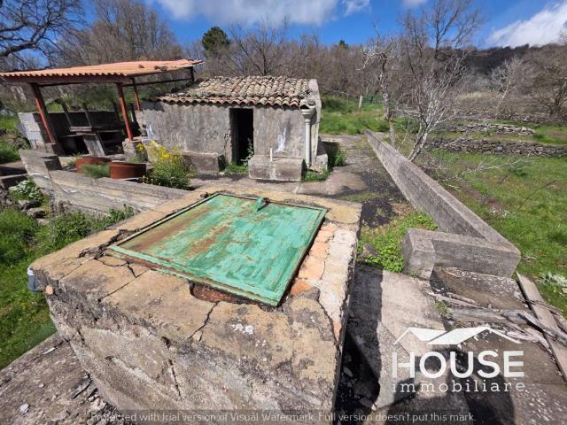 Terreno in vendita a Santa Maria di Licodia CT