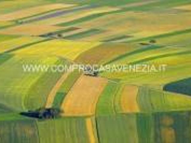 Terreno in vendita a Santa Maria di Sala VE