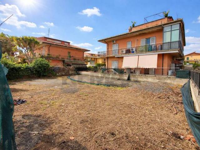 Terreno in vendita a Sant'Agata li Battiati