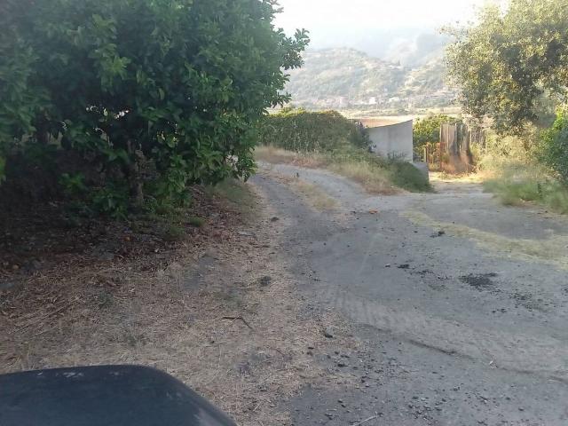 Terreno in vendita a Sant'Alessio Siculo ME
